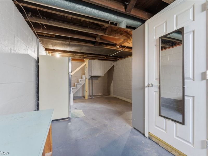 864 W College Road, Alliance, OH 44601 Photo 33