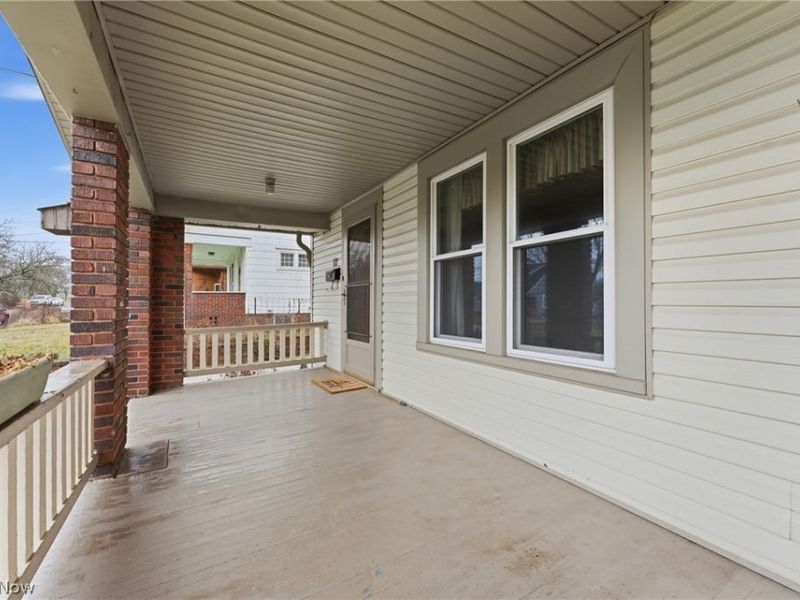 864 W College Road, Alliance, OH 44601 Photo 5