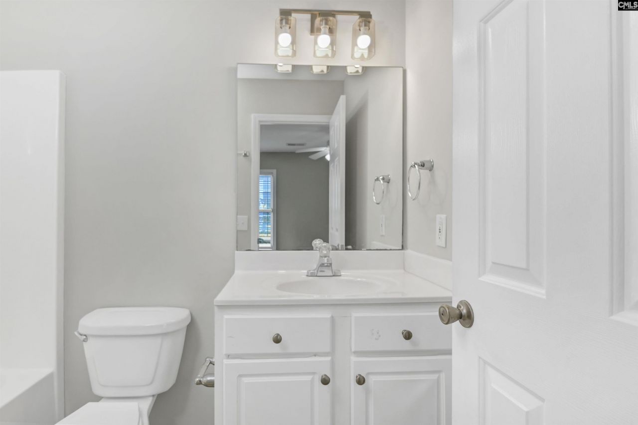 10 Magnolia Glen Lane  Photo 16