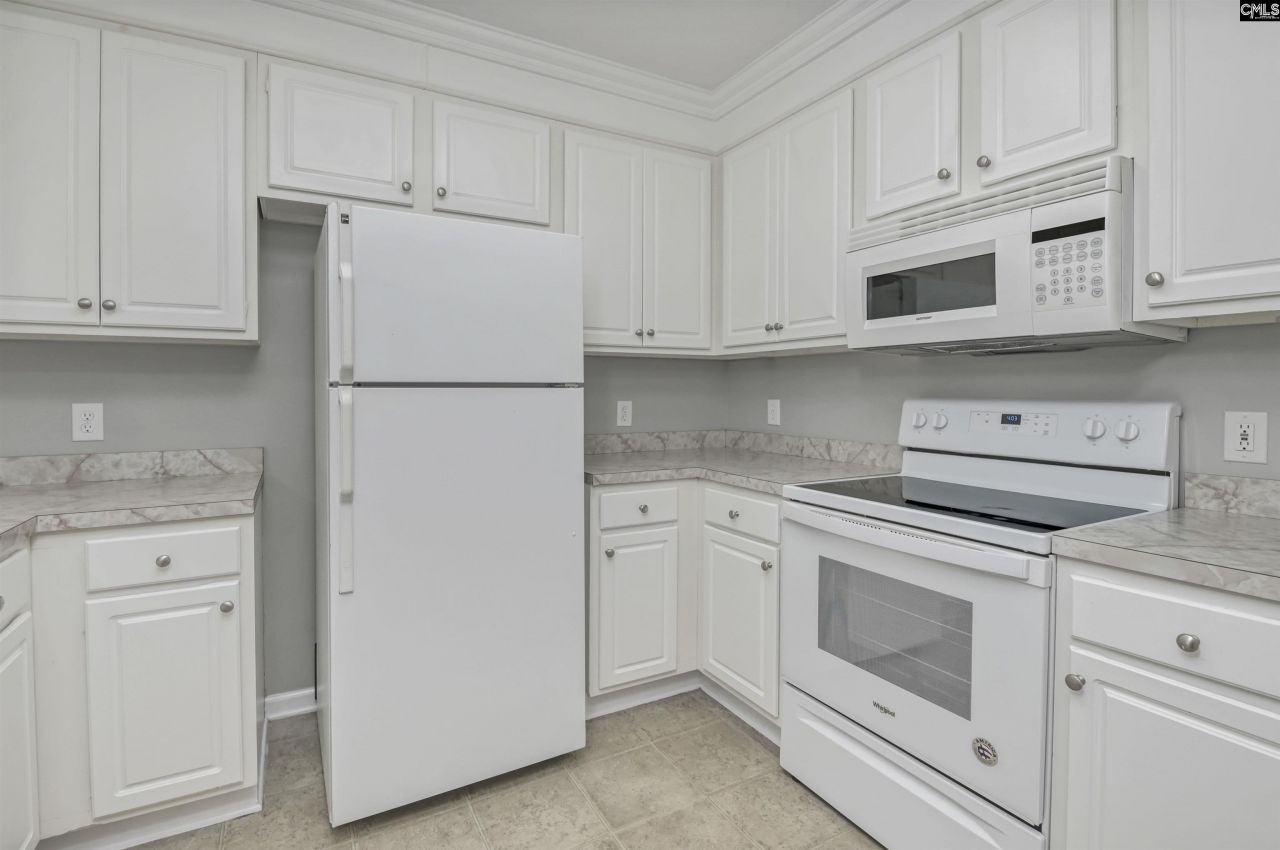 10 Magnolia Glen Lane  Photo 7