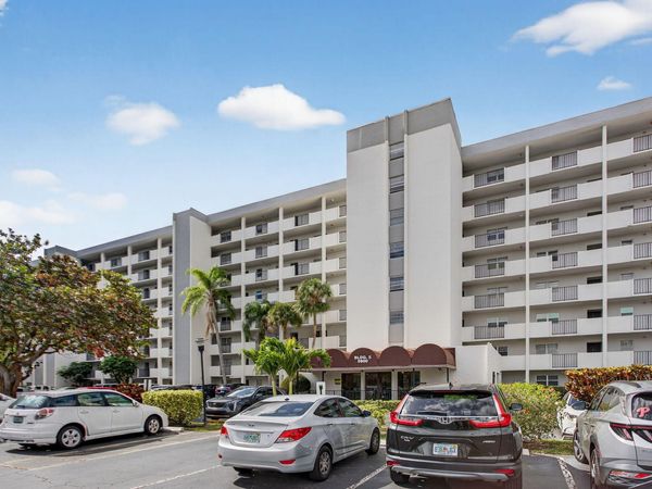 5900 NW 44th Street, Unit 115, Lauderhill, FL 33319