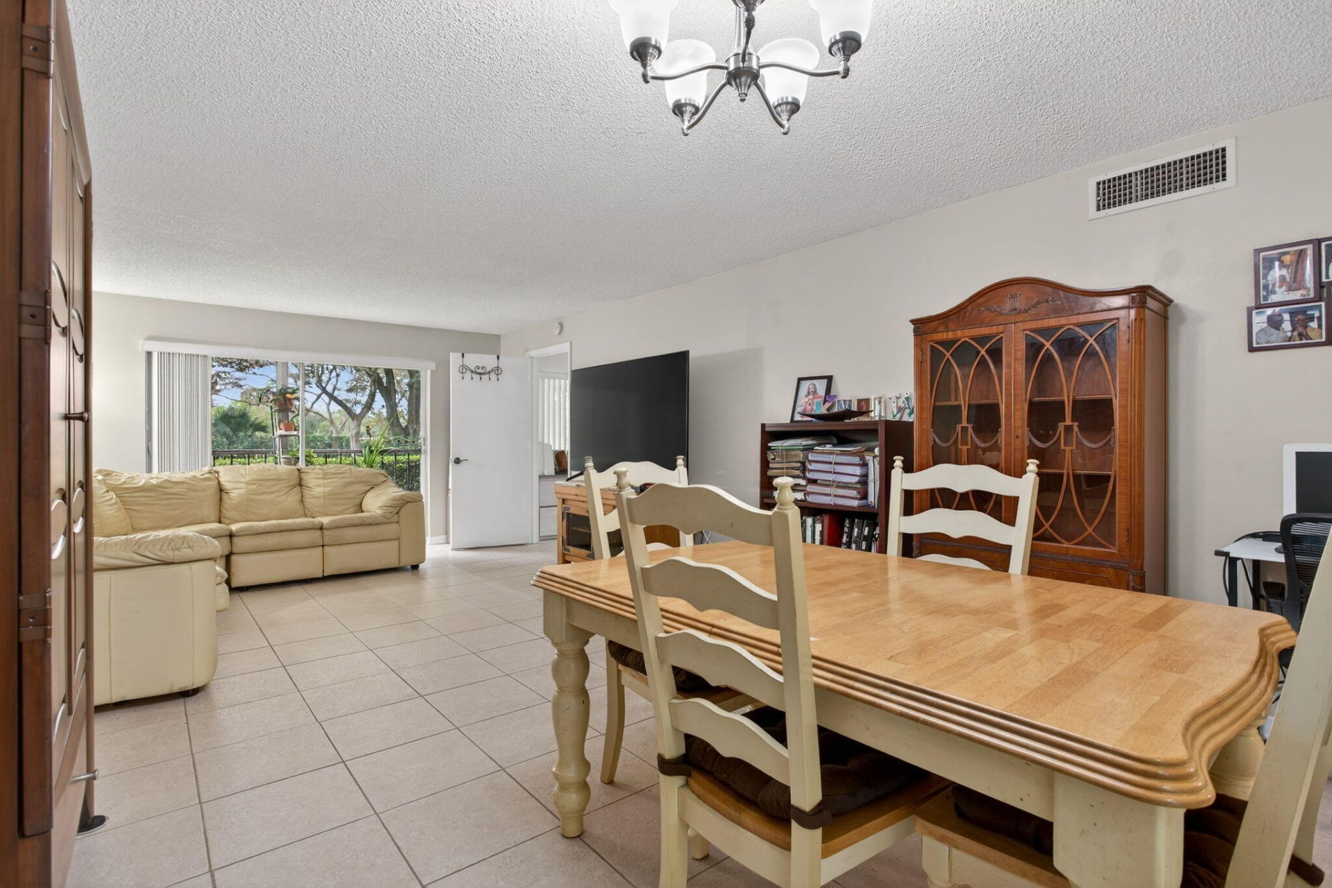 5900 NW 44th Street, Unit 115, Lauderhill, FL 33319 Photo