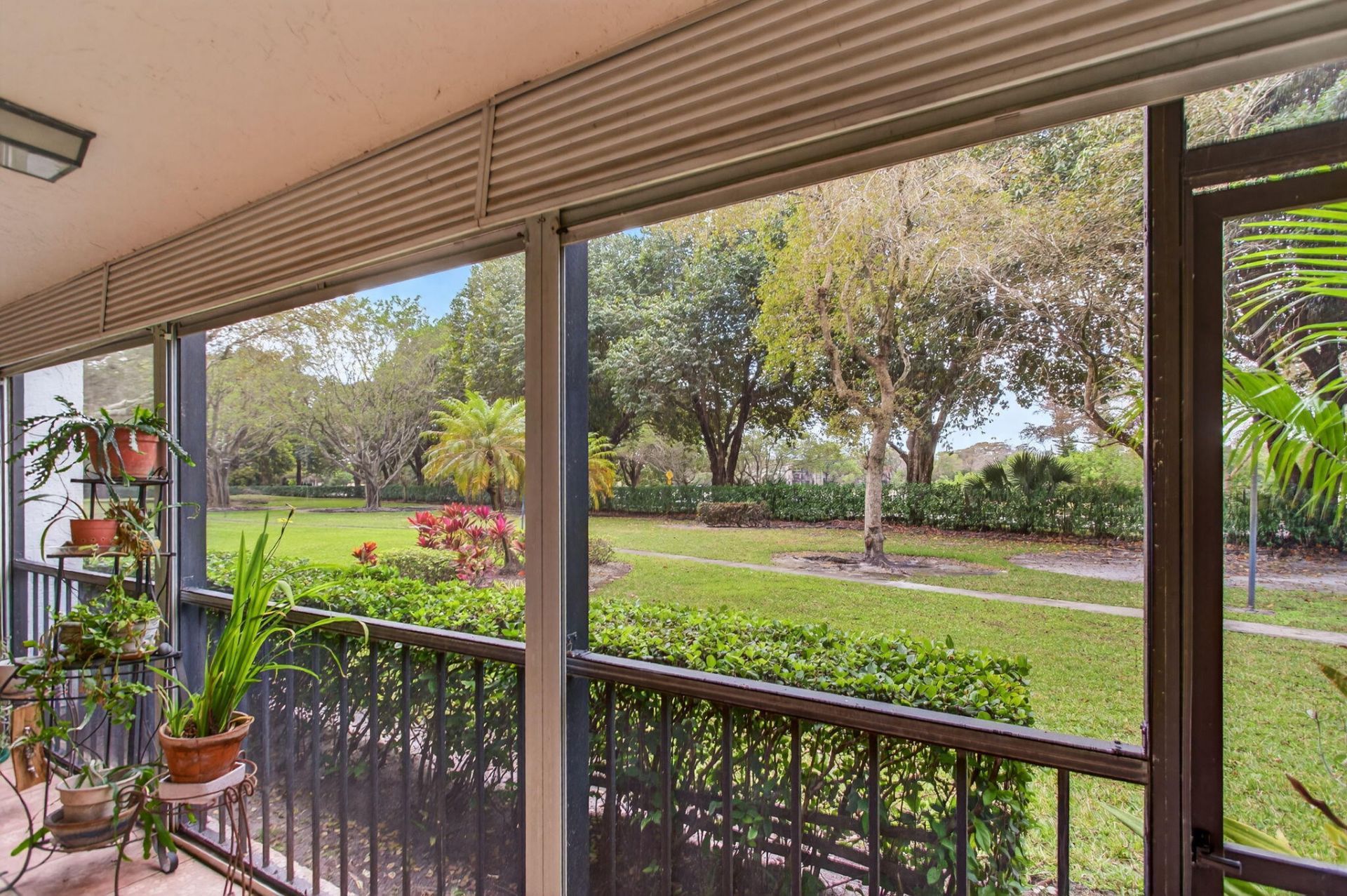 5900 NW 44th Street, Unit 115, Lauderhill, FL 33319 Photo