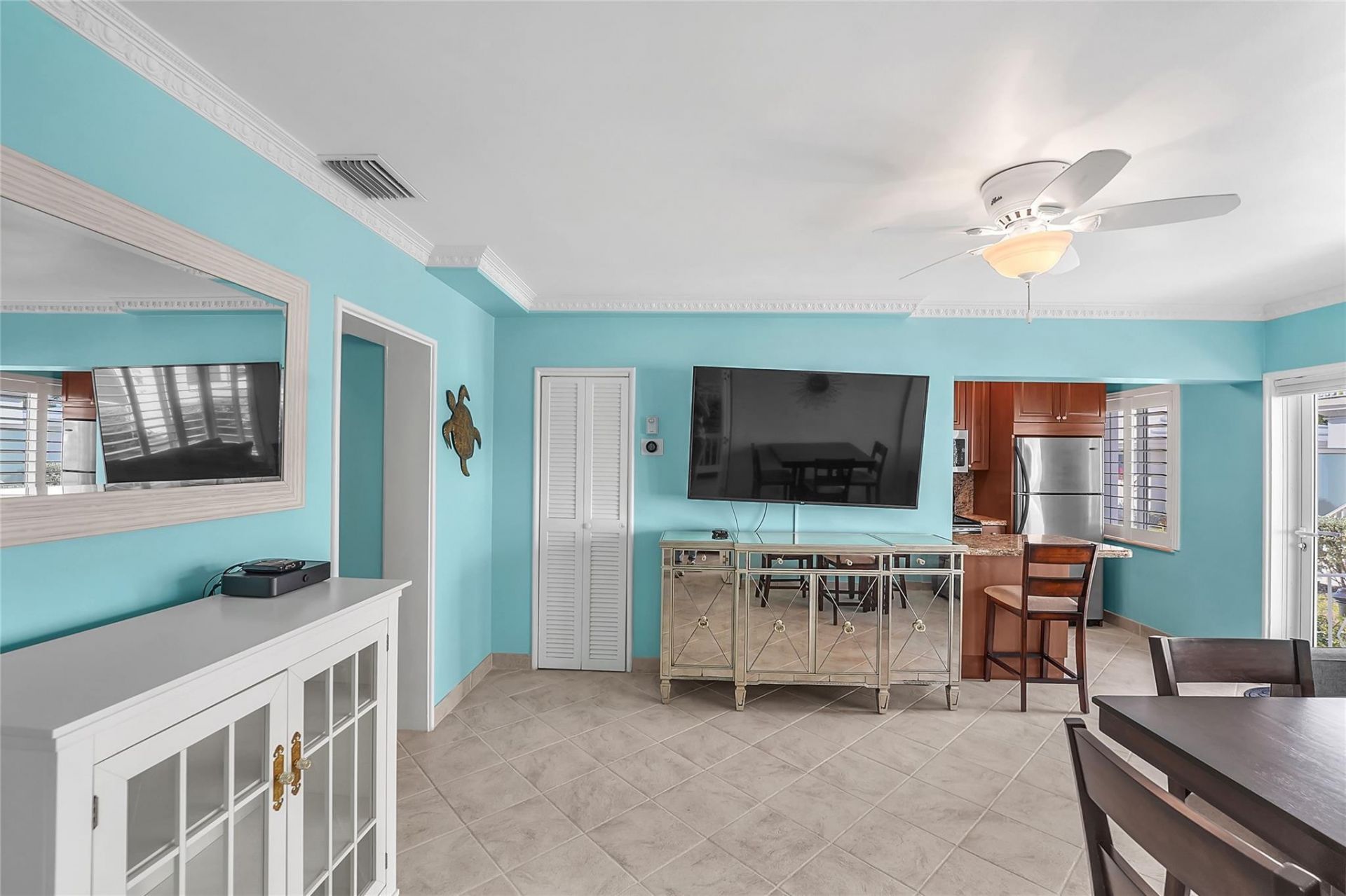 1187 Hillsboro Mile, Unit 9E, Hillsboro Beach, FL 33062 Photo