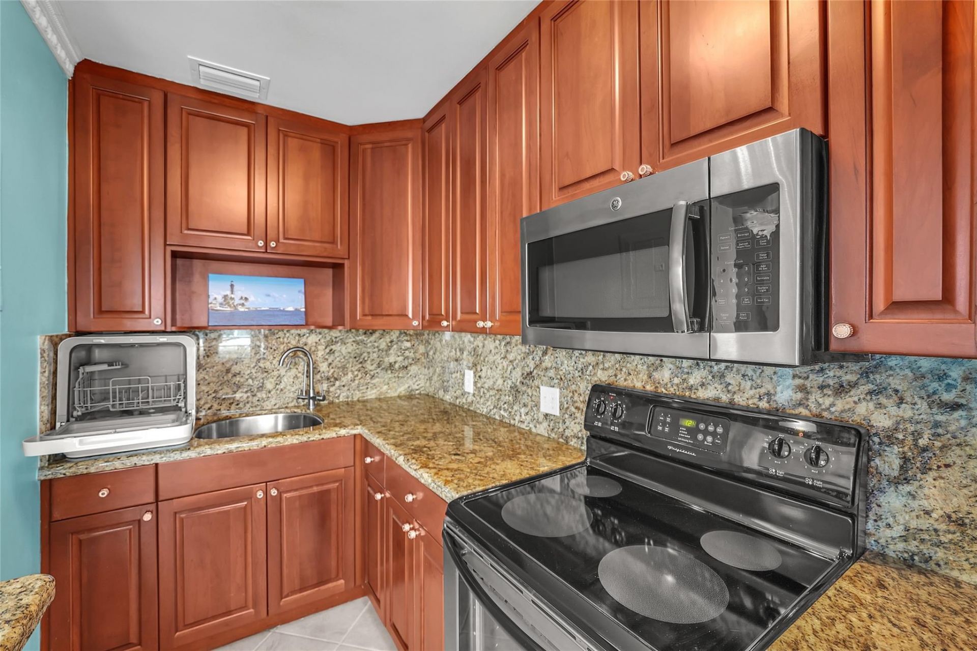 1187 Hillsboro Mile, Unit 9E, Hillsboro Beach, FL 33062 Photo