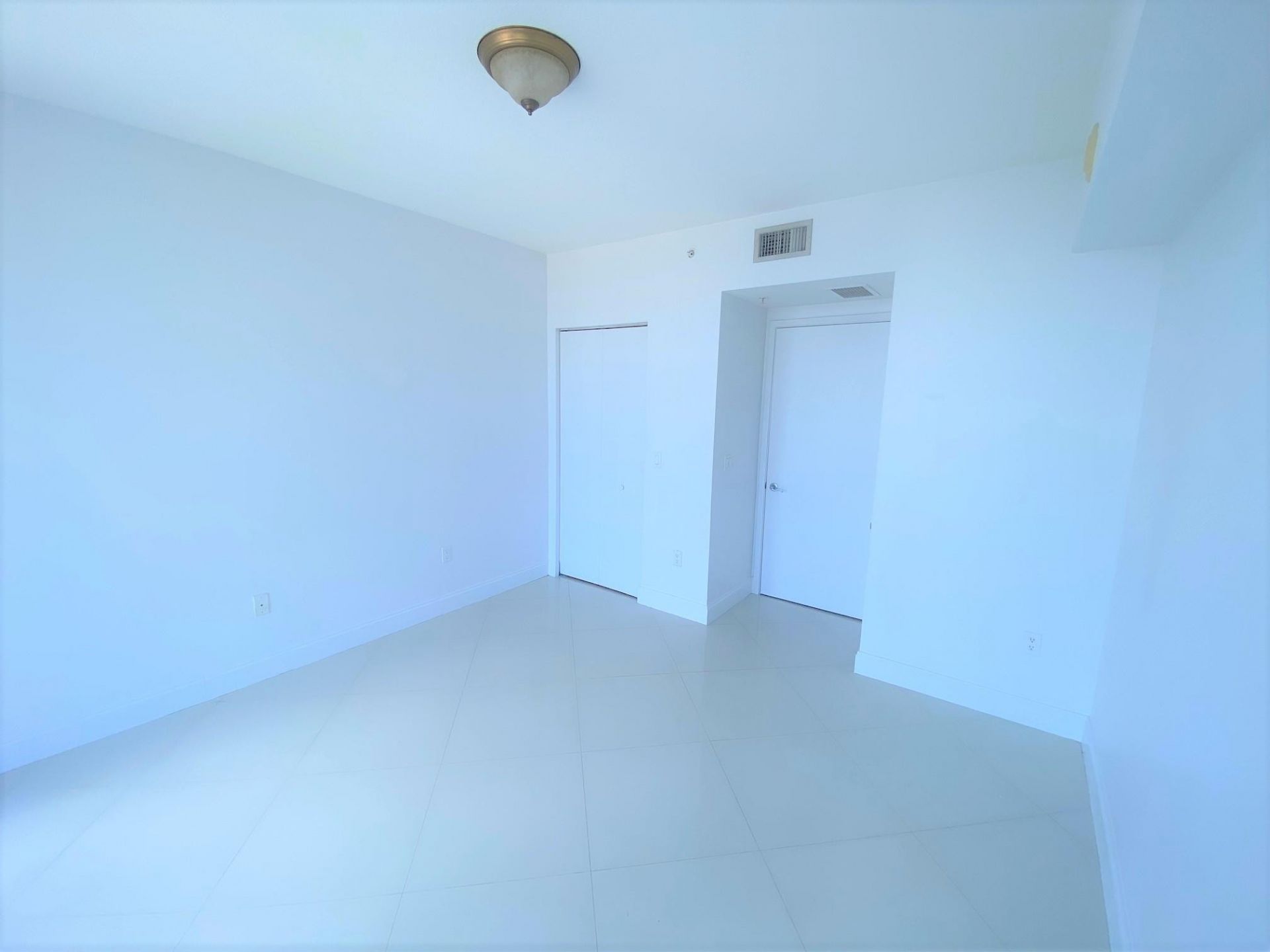 185 SW 7th Street, Unit 3708, Miami, FL 33130 Photo