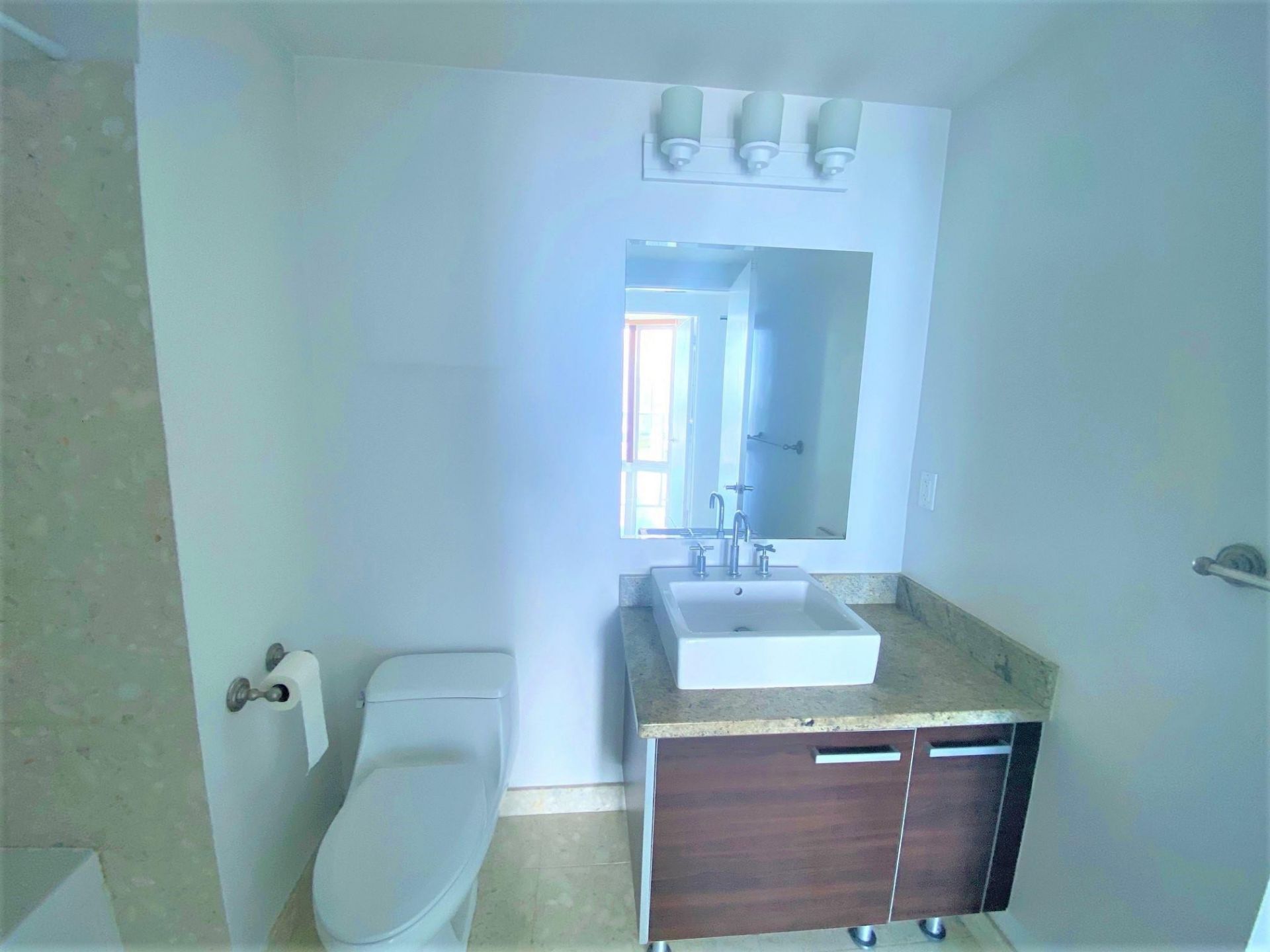 185 SW 7th Street, Unit 3708, Miami, FL 33130 Photo