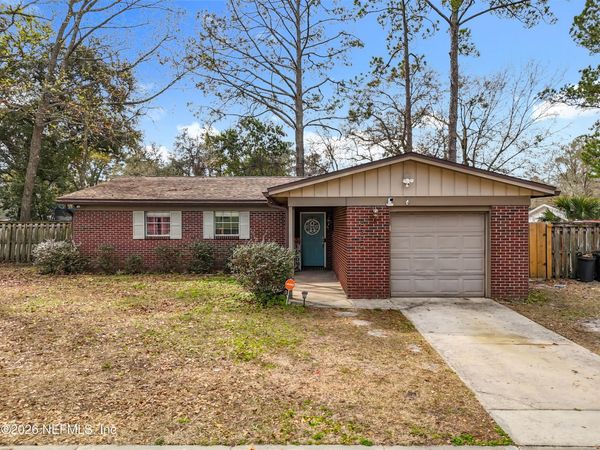 8302 CASSIE Road, Jacksonville, FL 32221