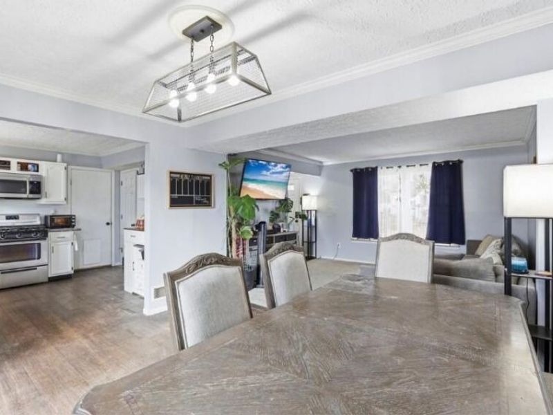 6868 Barker Drive, Canal Winchester, OH 43110 Photo 12