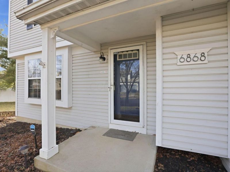 6868 Barker Drive, Canal Winchester, OH 43110 Photo 5