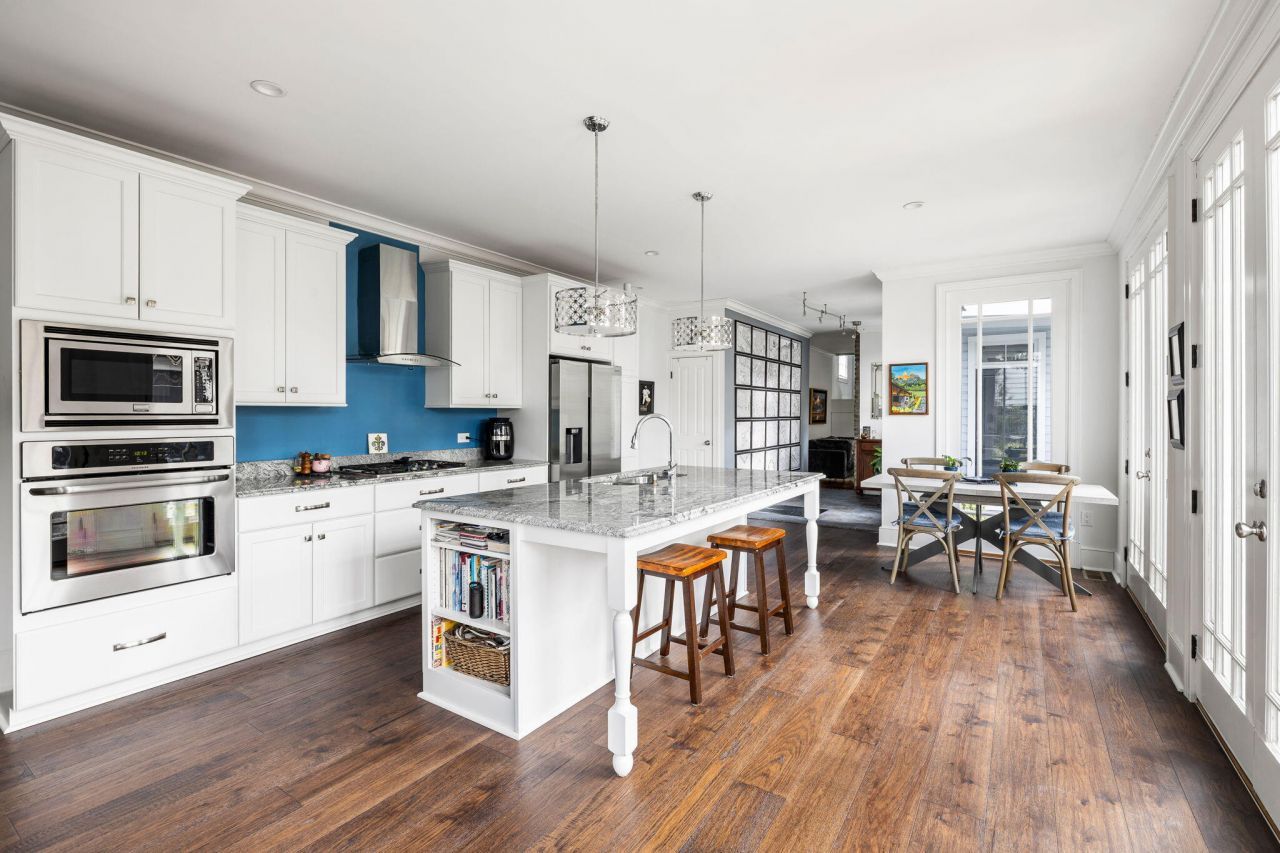 99 Logan Street Photo 12