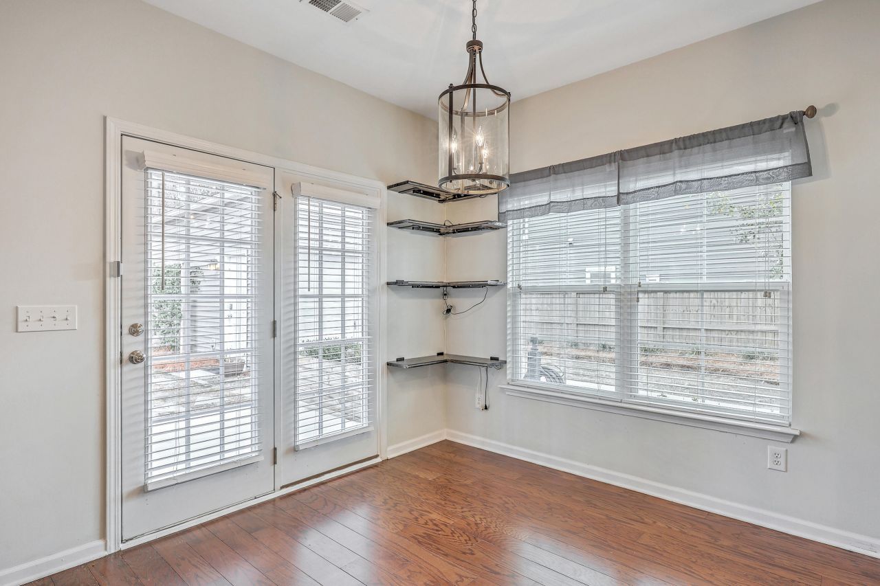 1531 Thoroughbred Boulevard Photo 11