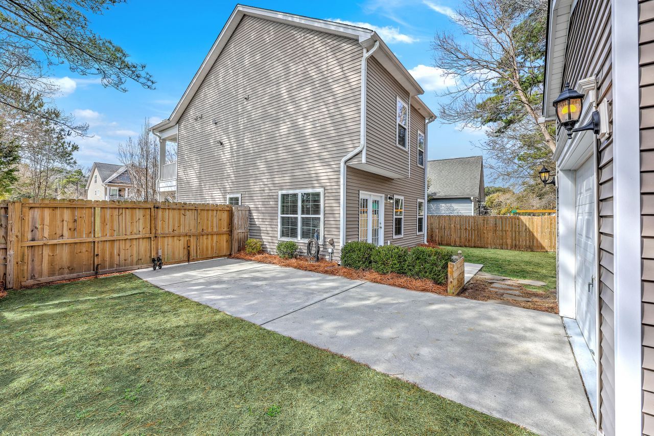 1531 Thoroughbred Boulevard Photo 36