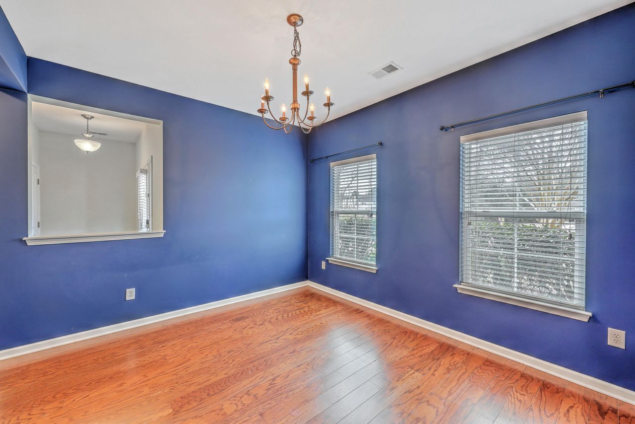 1531 Thoroughbred Boulevard Photo 6