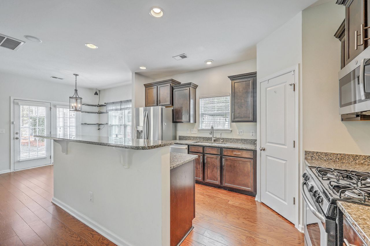 1531 Thoroughbred Boulevard Photo 7