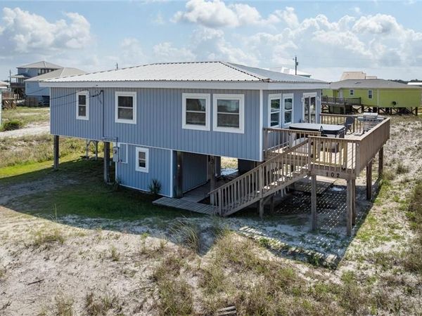 102 Ponchartrain Court, Dauphin Island, AL 36528