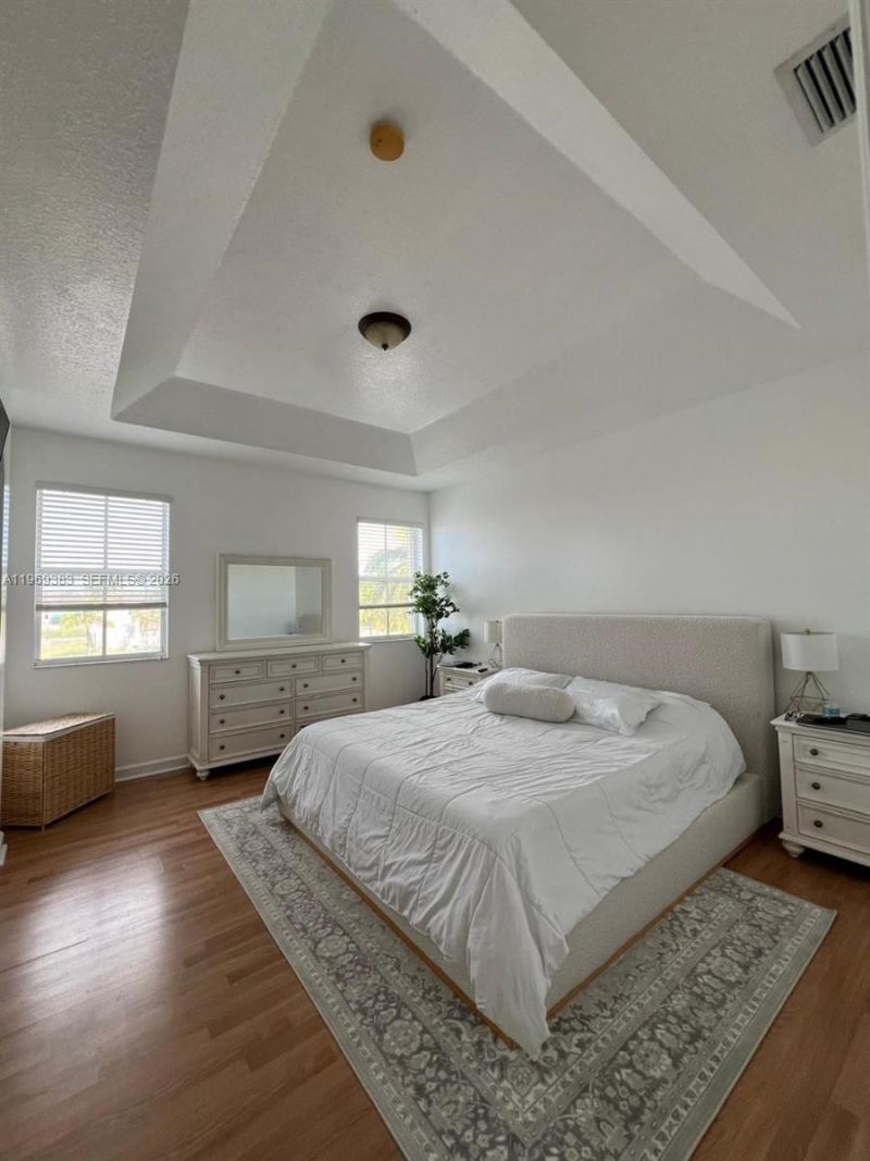 15243 SW 9th Way, Miami, FL 33194 Photo