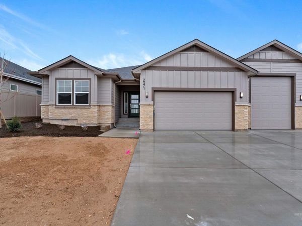 2371 S Hurd Ave., Nampa, ID 83686