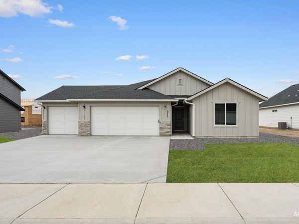 511 Hamlow Ave, Middleton, ID 83644