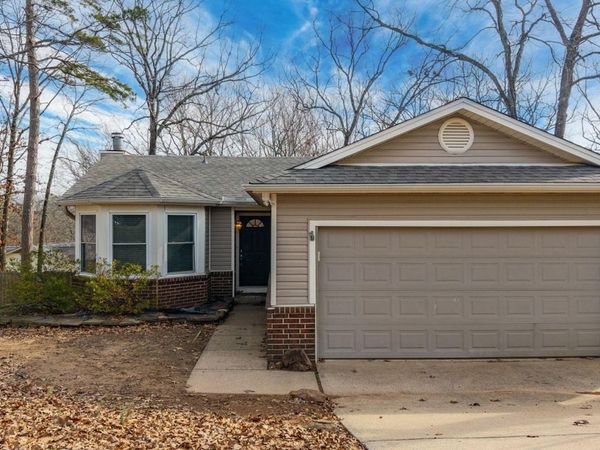 40 Oakridge, Maumelle, AR 72113