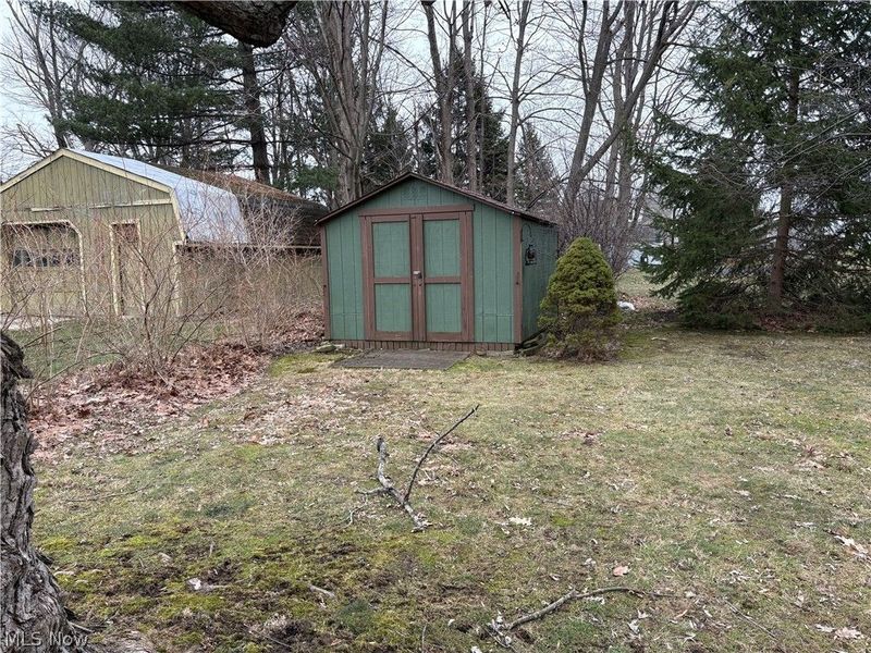 2265 Country Club Drive, Wickliffe, OH 44092 Photo 3