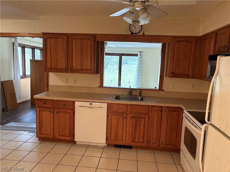 2265 Country Club Drive, Wickliffe, OH 44092 Photo 8