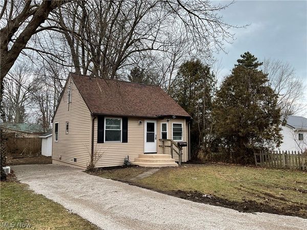 1432 Hazel Avenue, Madison, OH 44057
