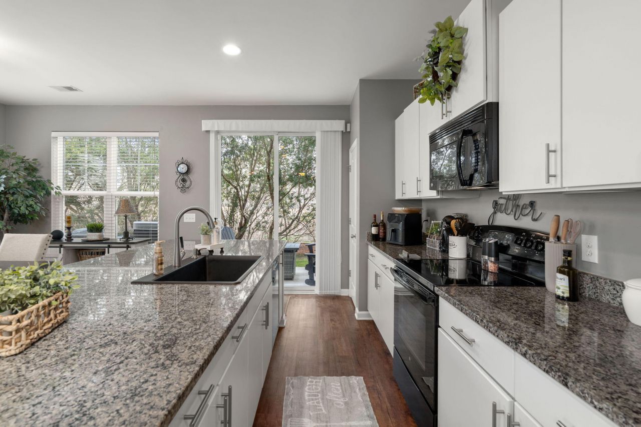 8750 Pasture Court Photo 13