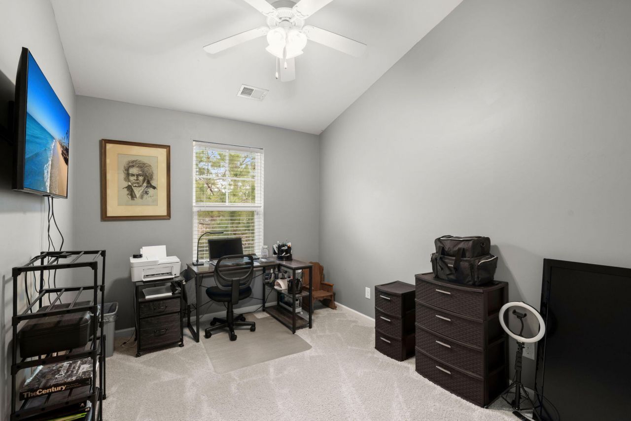 8750 Pasture Court Photo 18