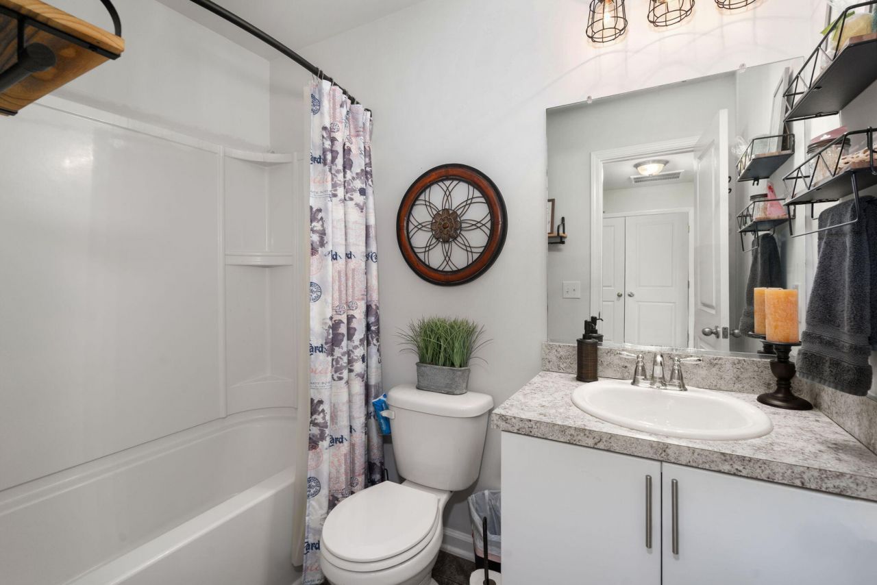 8750 Pasture Court Photo 20