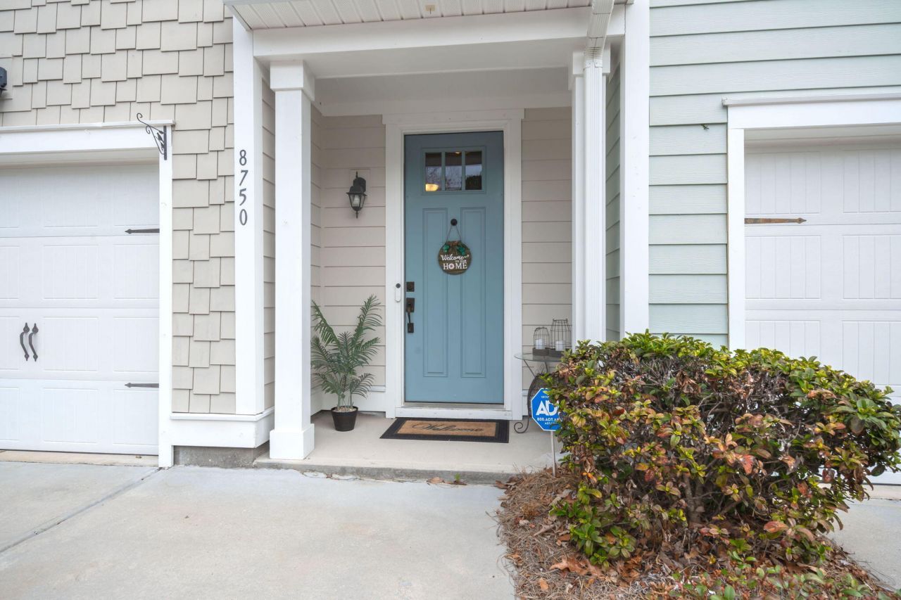 8750 Pasture Court Photo 3