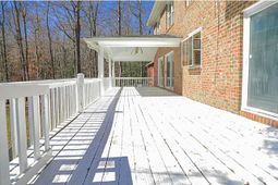 1560 Lee Boulevard photo 4