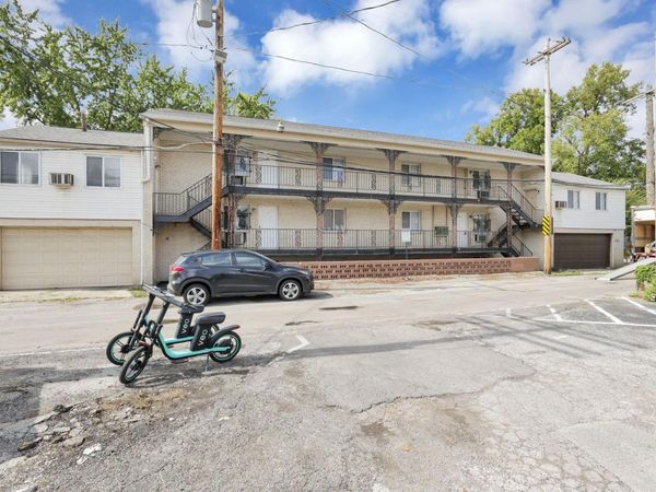 27 W 8th Avenue, Columbus, OH 43201