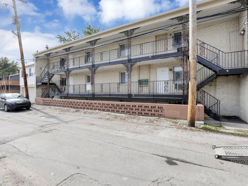 27 W 8th Avenue, Columbus, OH 43201 Photo 2