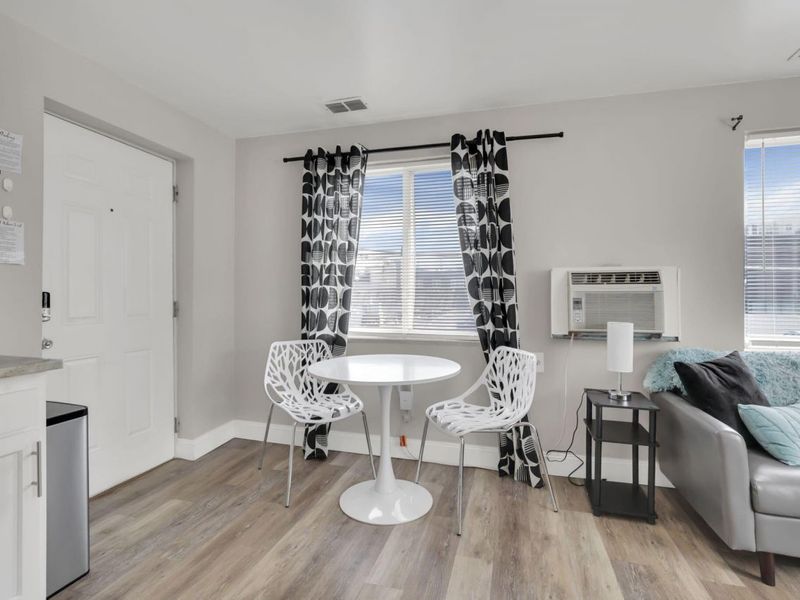 27 W 8th Avenue, Columbus, OH 43201 Photo 25