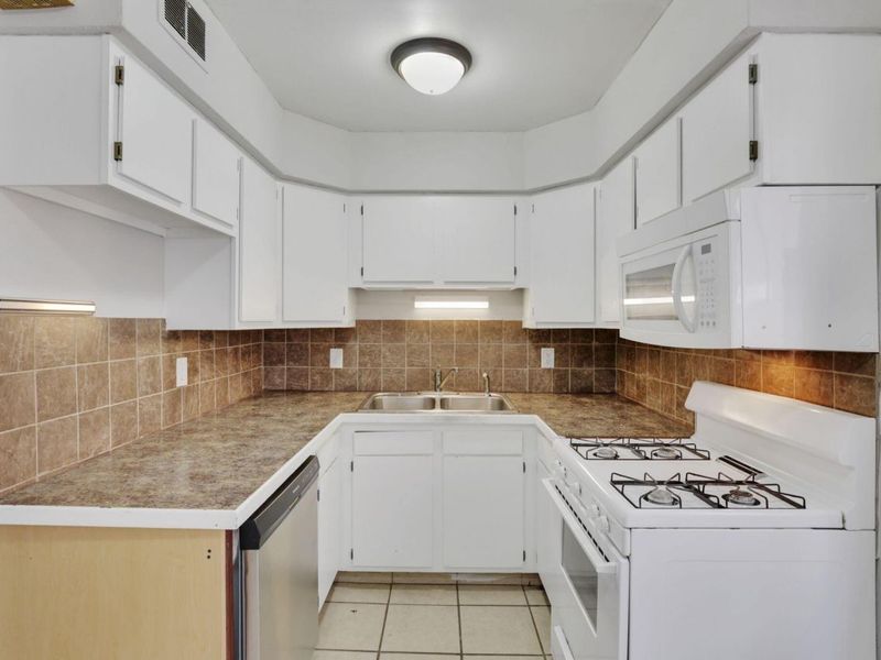 27 W 8th Avenue, Columbus, OH 43201 Photo 87