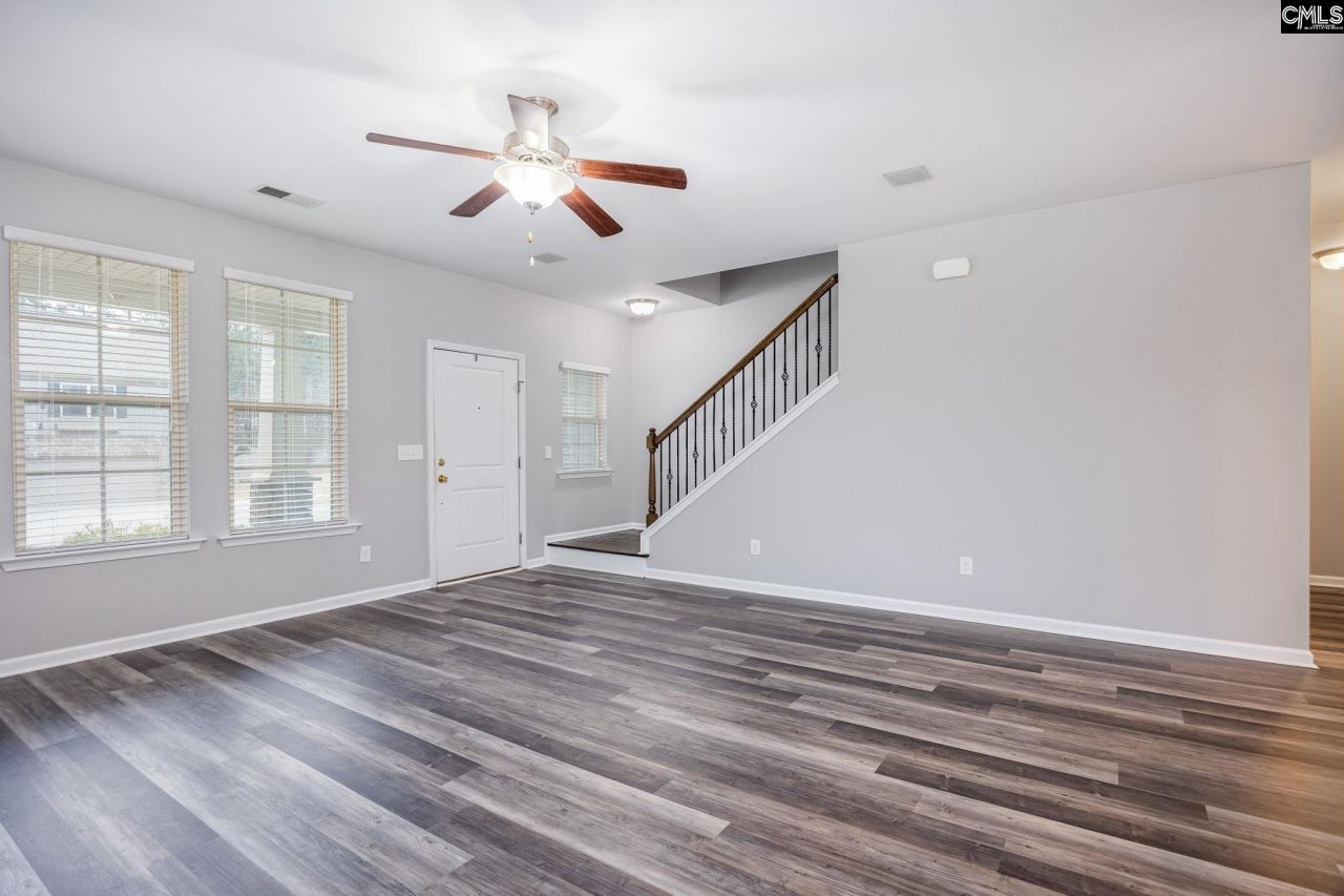 355 Tannery Way  Photo 10