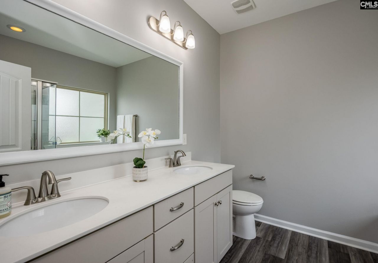 355 Tannery Way  Photo 32