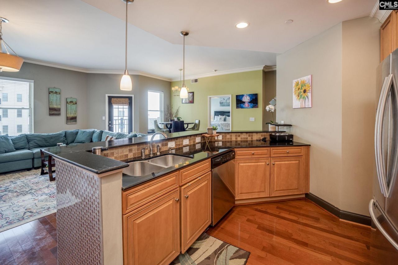 601 Main Street Photo 17