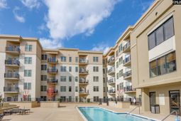 601 Main Street photo 4