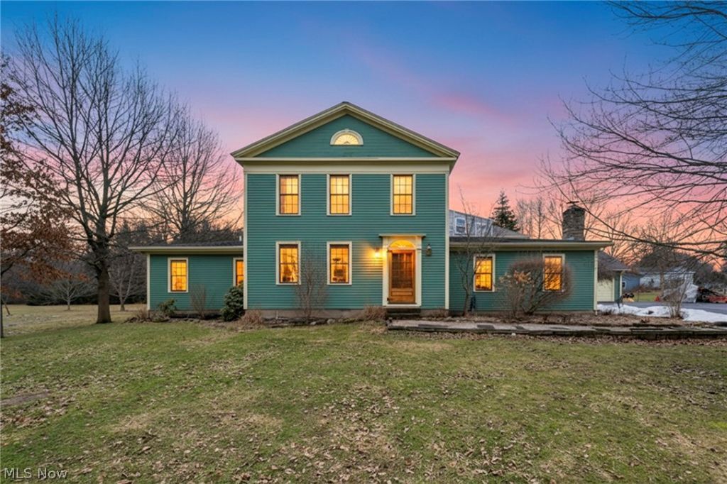 8051 Euclid Chardon Road, Kirtland, OH 44094 Main Photo