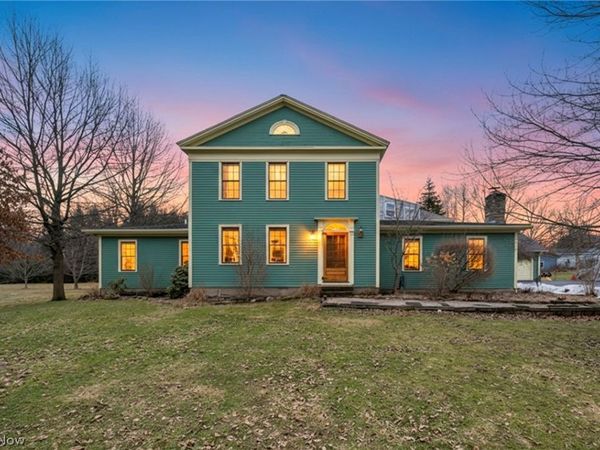 8051 Euclid Chardon Road, Kirtland, OH 44094