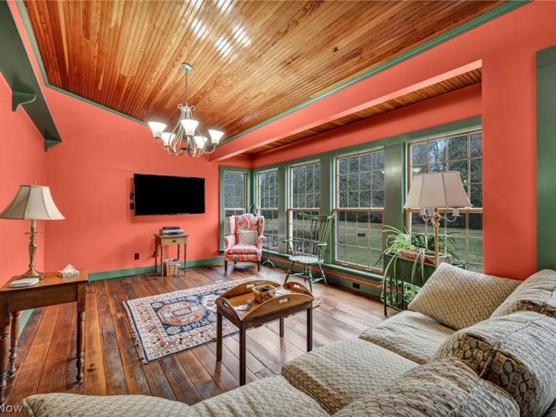 8051 Euclid Chardon Road, Kirtland, OH 44094 Photo 16