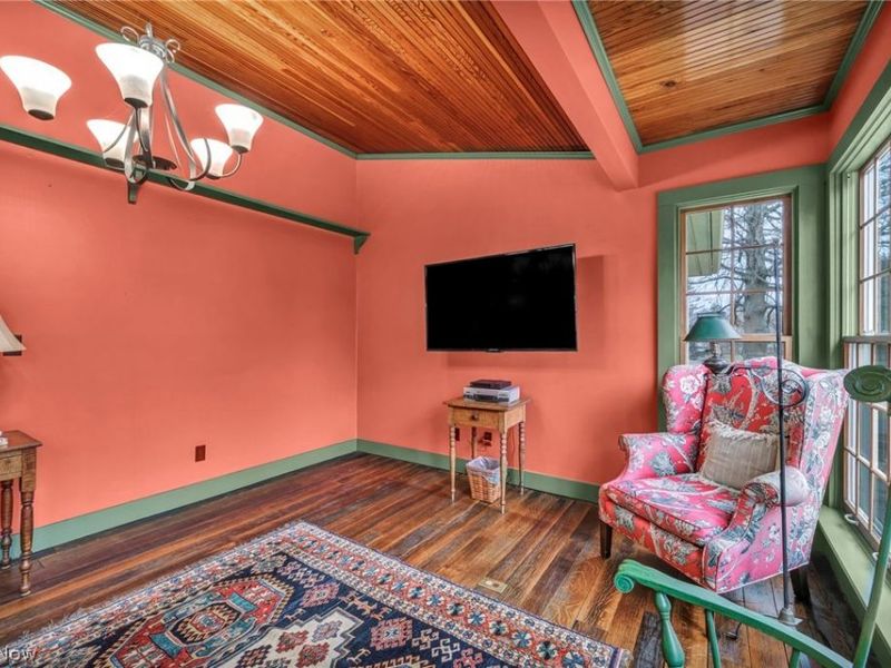 8051 Euclid Chardon Road, Kirtland, OH 44094 Photo 18