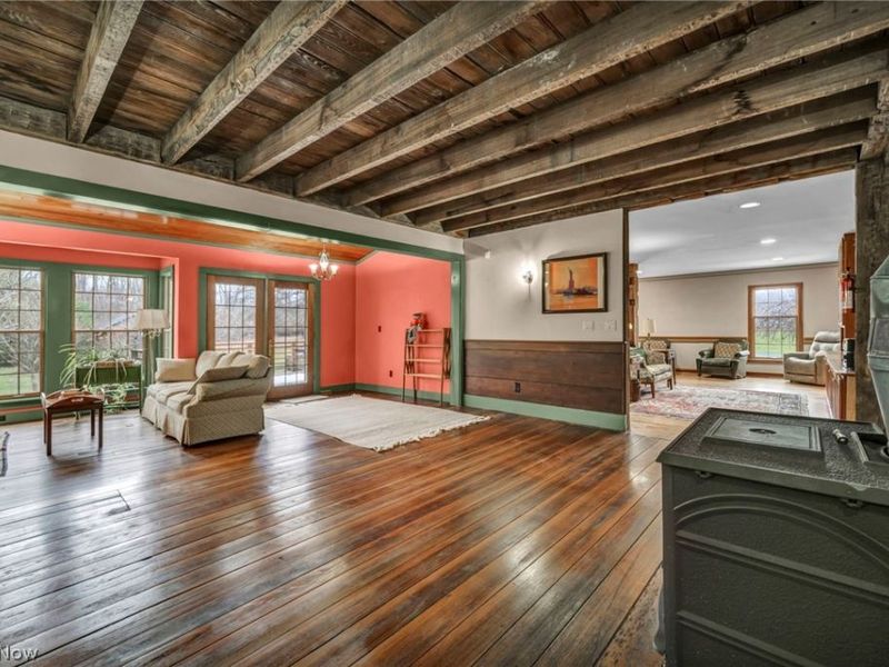 8051 Euclid Chardon Road, Kirtland, OH 44094 Photo 19