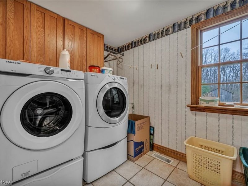 8051 Euclid Chardon Road, Kirtland, OH 44094 Photo 35