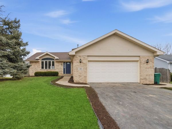 514 N Lockwood Drive, Lockport, IL 60441