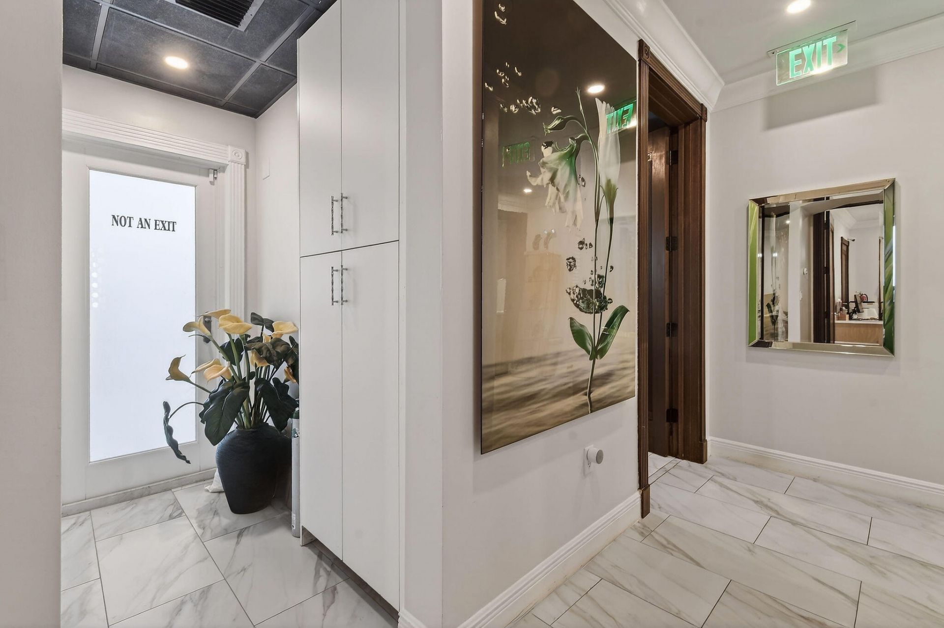 249 Peruvian Avenue, Unit 1811, Palm Beach, FL 33480 Photo