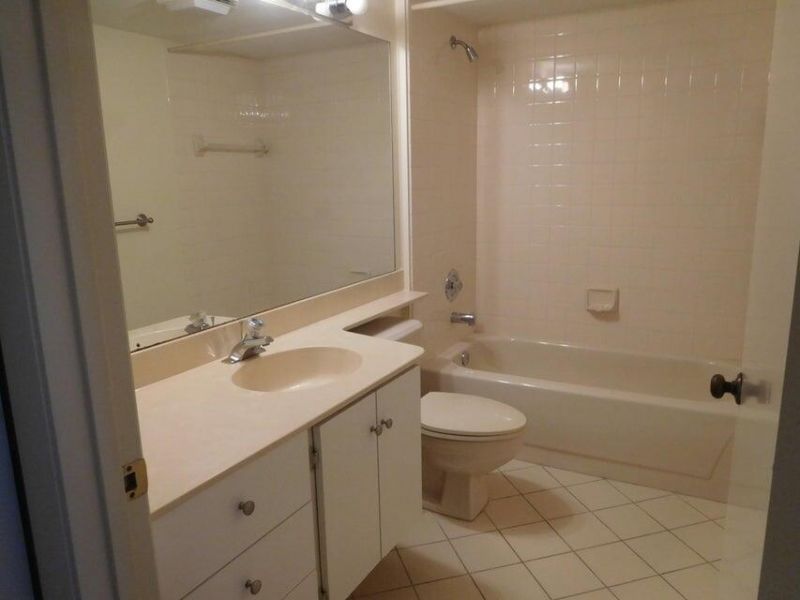 2741 Village Boulevard, Unit 304, West Palm Beach, FL 33409 Photo