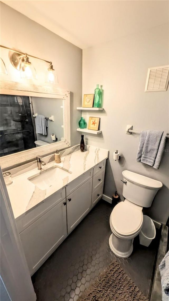 958 Sandpiper Circle, Unit 958, Bradenton, FL 34209 Photo